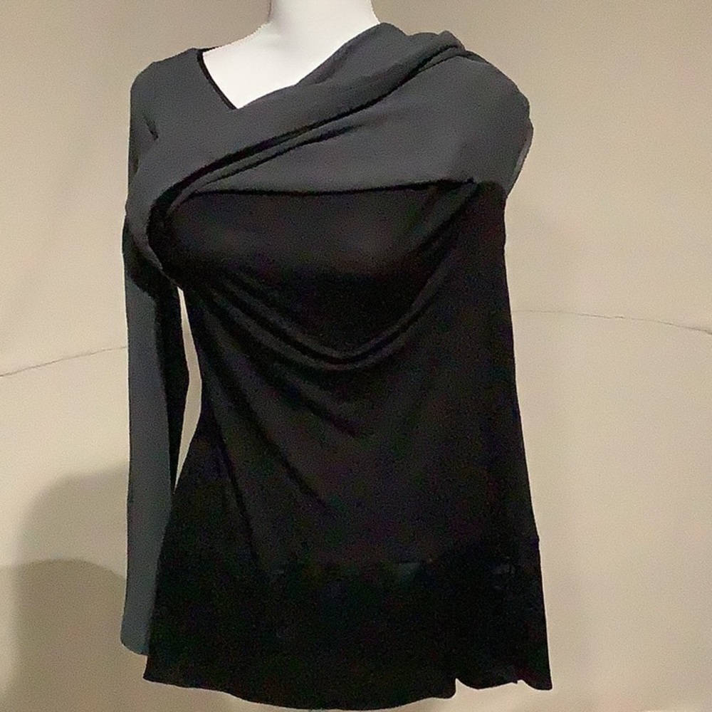 WHBM Gray tunic top M - Picture 3 of 4